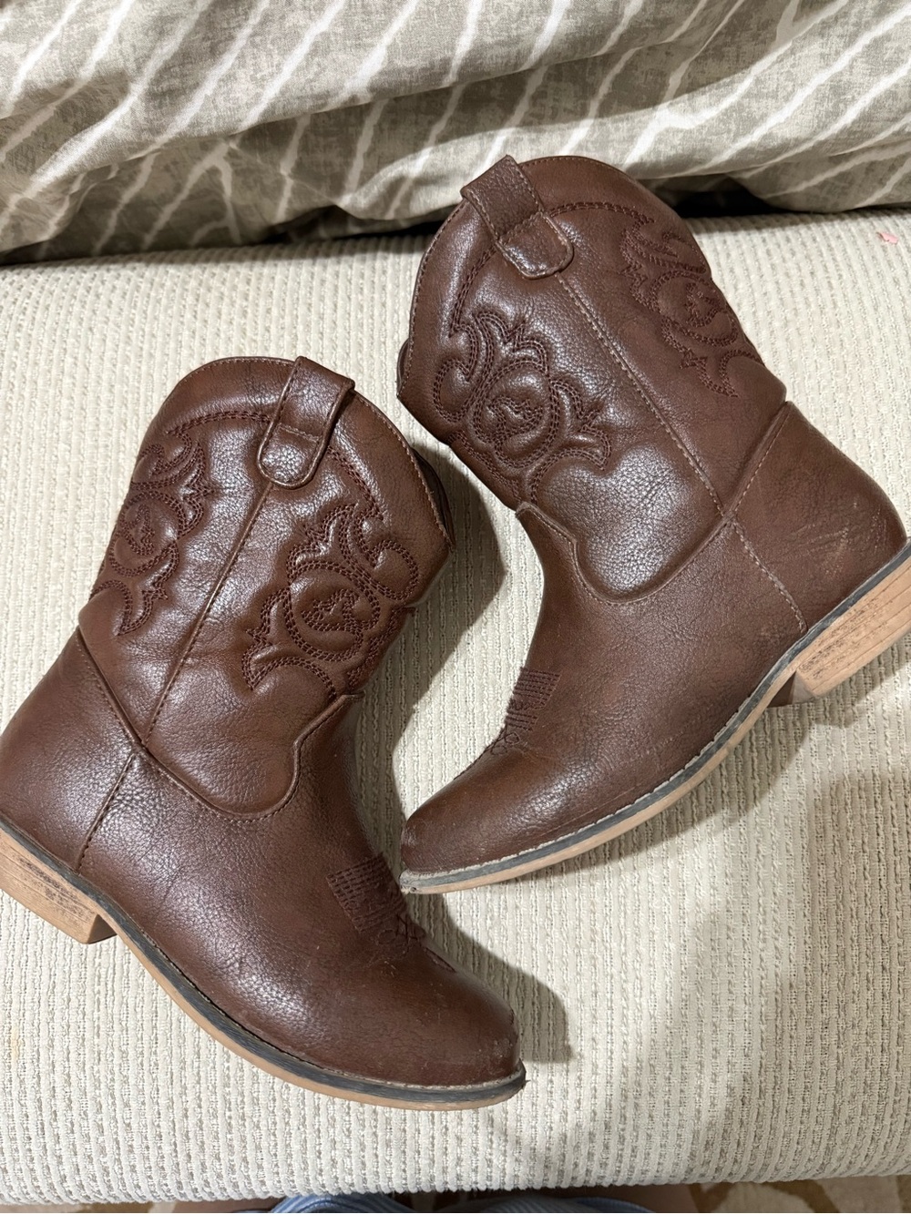 Cat & Jack Brown Embroidered Kids Cowboy Boots